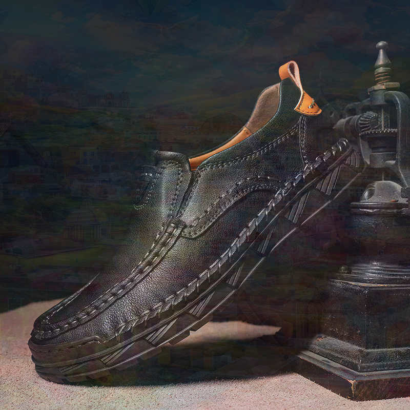 Vintage Fashion Collecting And Wearing Designer Classics - 39 Slipon Sneakers Man 46 Walking