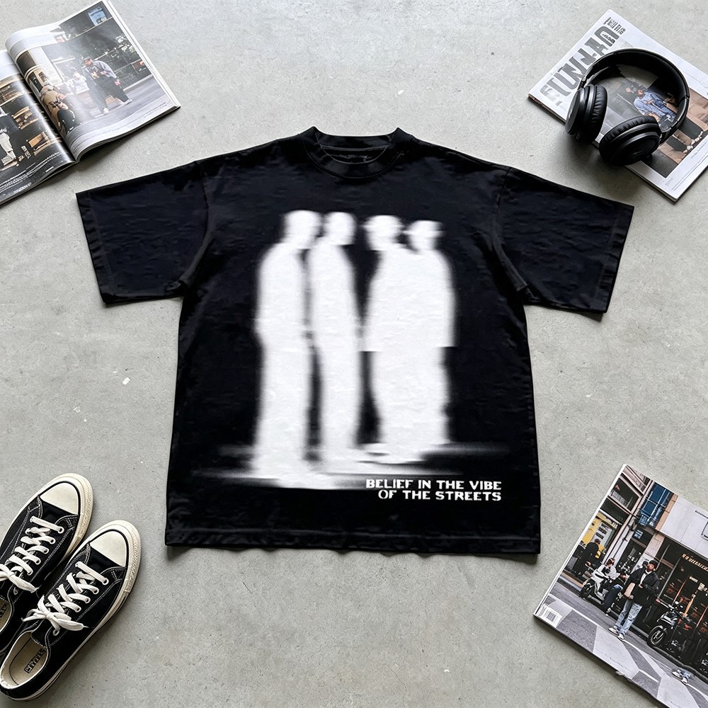 Vintage Vibes Fashion - Blurry Silhouette Street Vibe Graphic T‑Shirt,