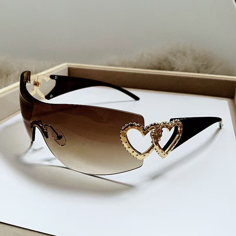 Vintage Outdoor Fashion - New Women's Fashion Photography Sunglasses Trendy