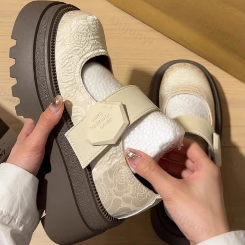 Chunky Womens Mary Jane Shoes  - огляд і ціна Vintage Outdoor Fashion