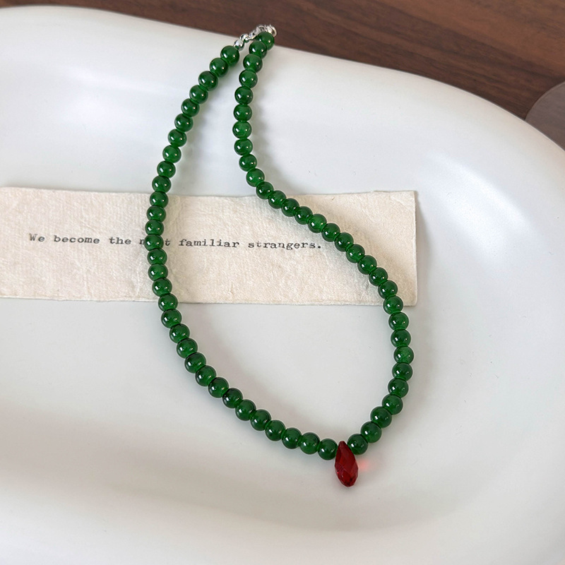 Vintage Green Beaded Necklace  - огляд і ціна Vintage Fashion Faire