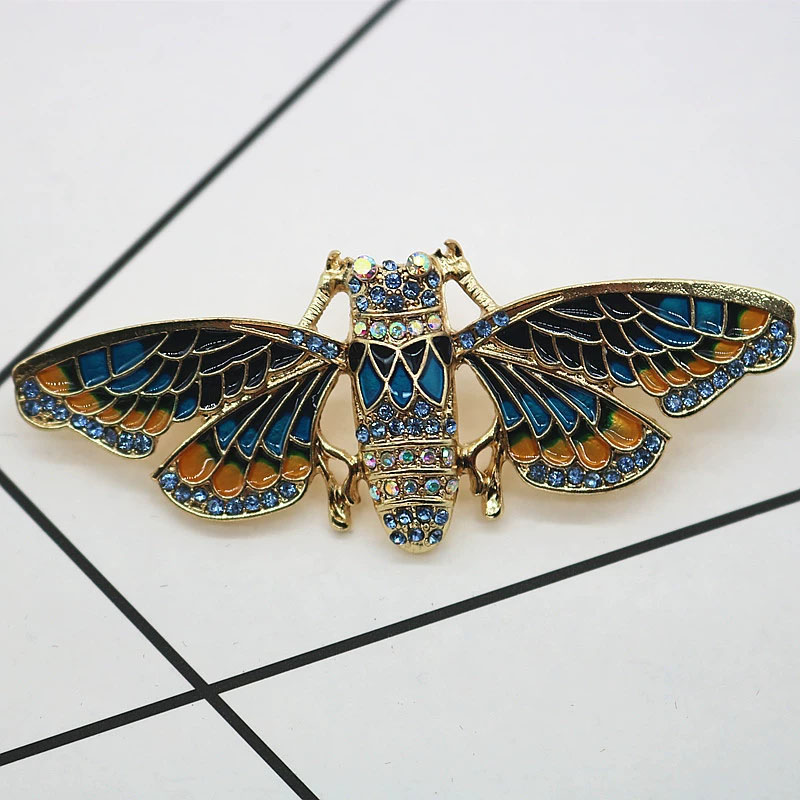Vintage Gold-Tone Cicada Brooc - огляд і ціна Vintage Fashion Enthusiasts