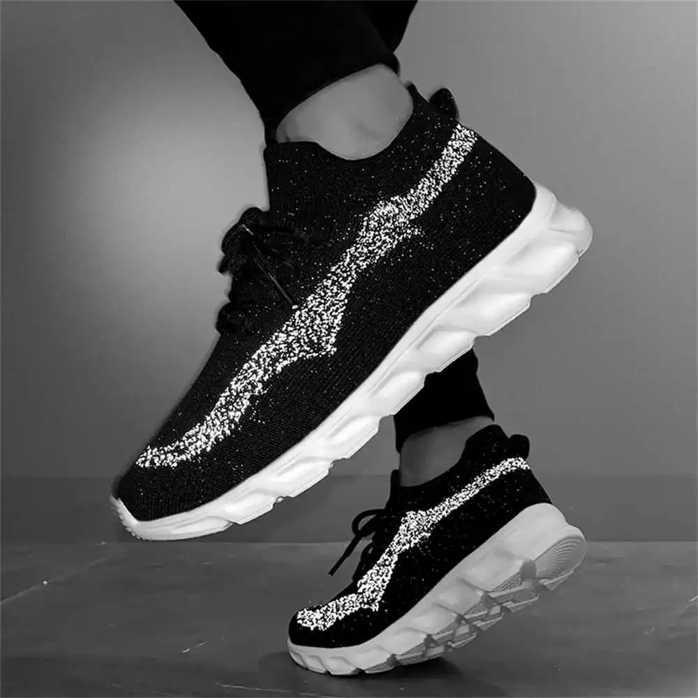 Flat Sole Lace Up Sneakers Pur - огляд і ціна Vintage Fashion Collecting And Wearing Designer Classics