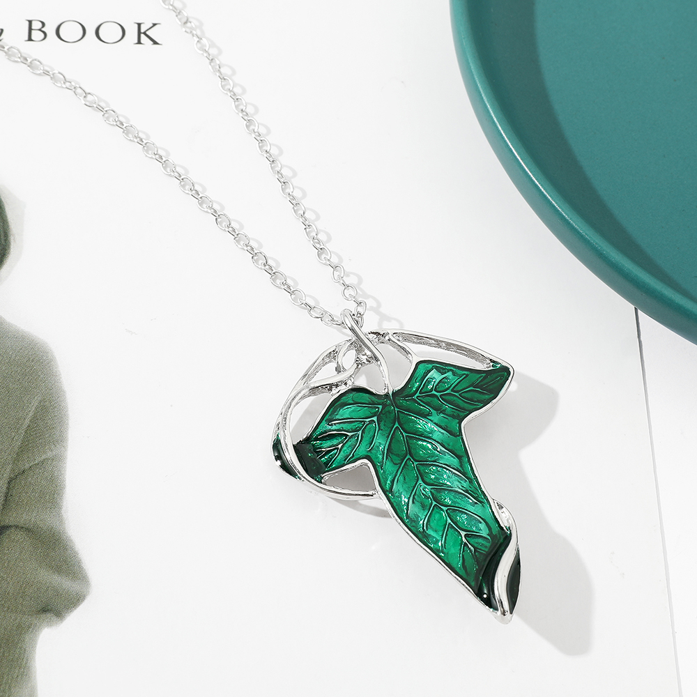 Vintage Green Leaf Pendant Nec - огляд і ціна Vintage Fashion Necklace