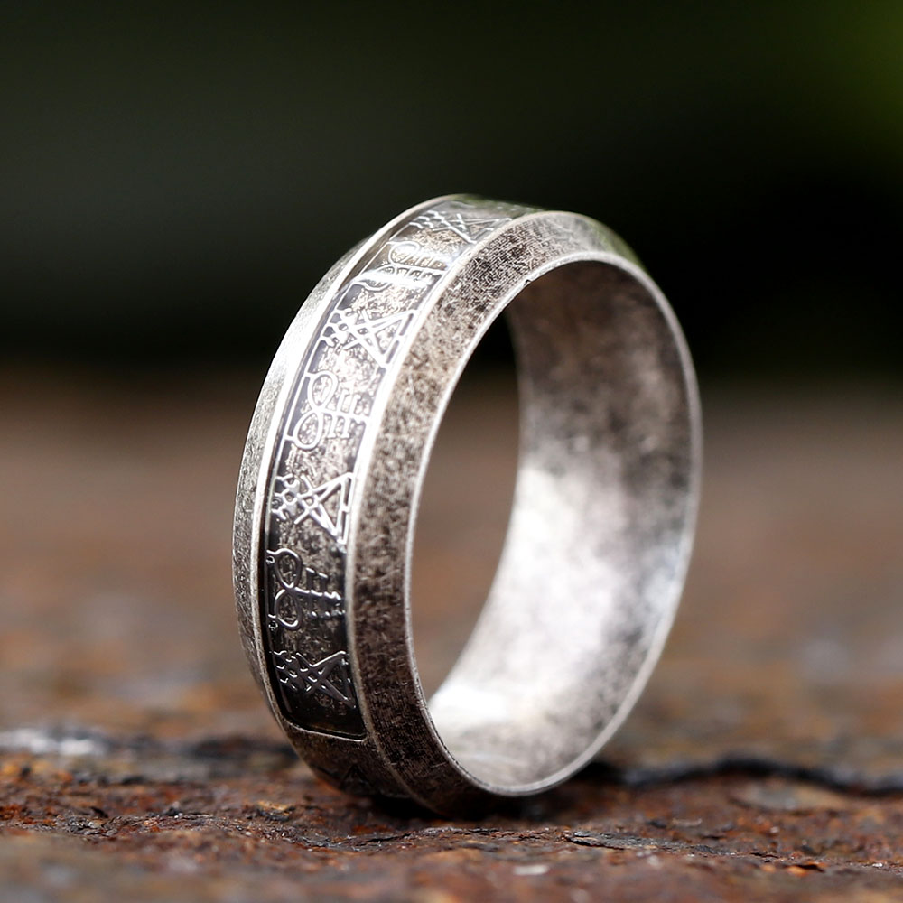 2024 New Vintage Ring Lucifer  - огляд і ціна Vintage Fashion Guide