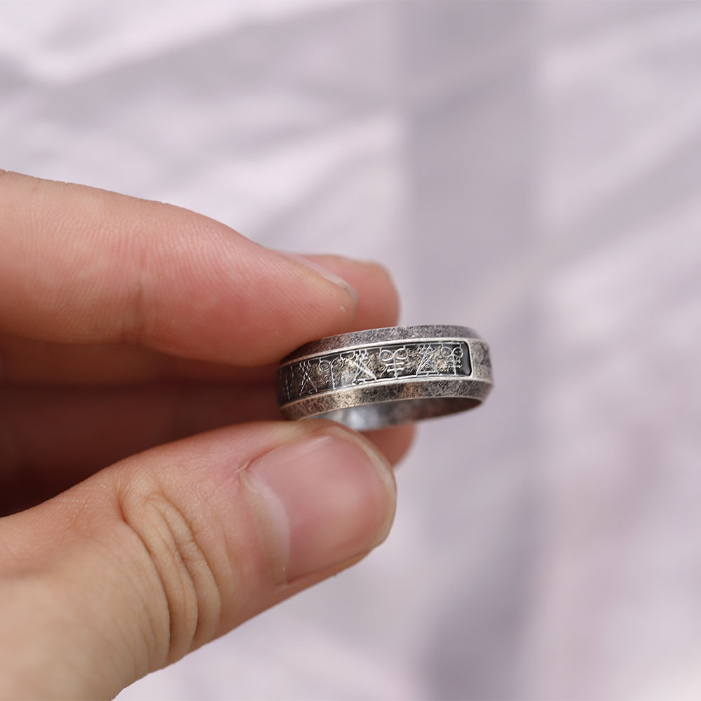 2024 New Vintage Ring Lucifer  - огляд і ціна Vintage Fashion Guide